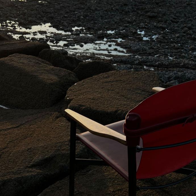 FAuteuil Galathee de Maerl au bord de la mer