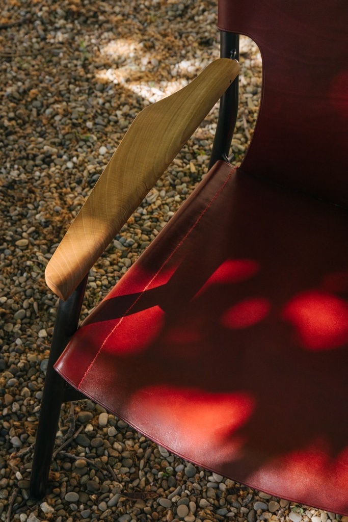 Galathée nomade en cuir rouge